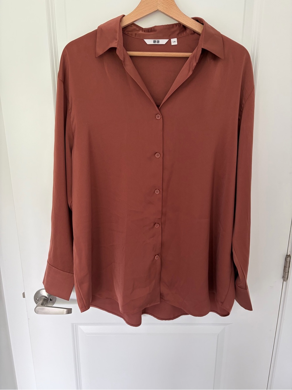 Uniqlo Women's Rust Button-Front Long-Sleeve Blouse